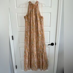 Cynthia Steffe Boho Paisley Halter Top Maxi Dress
Romantic Feminine Size M Flowy